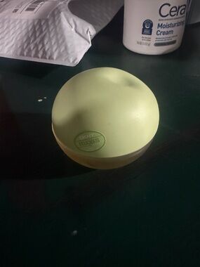 DKNY Delicious Light Green Round cool swirl perfume